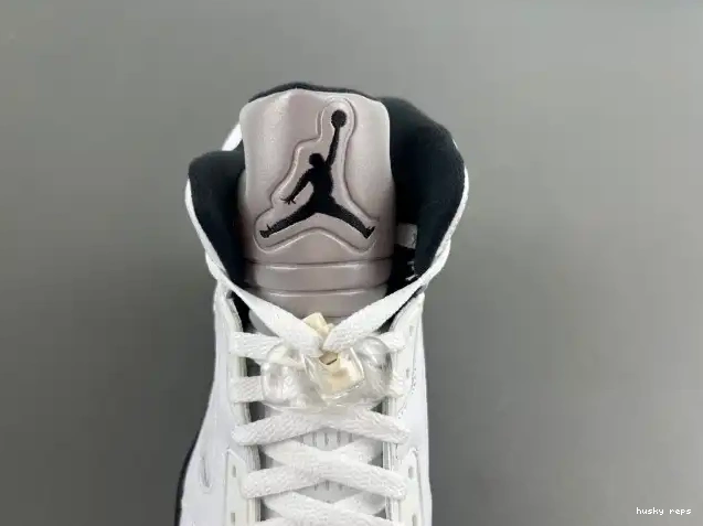 Cheap Husky AIR DD0587-110 5 RETRO JORDAN 'WHITE BLACK' 0625